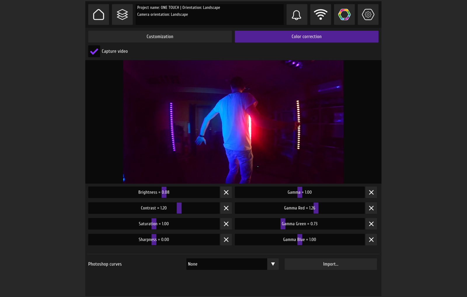 MixUp interface showing video-template controls and preview